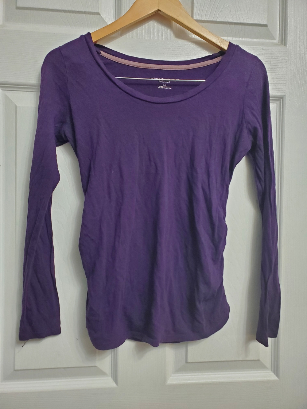 Liz Lange Maternity Purple Scoop Neck Long Sleeve Top - SIZE S
